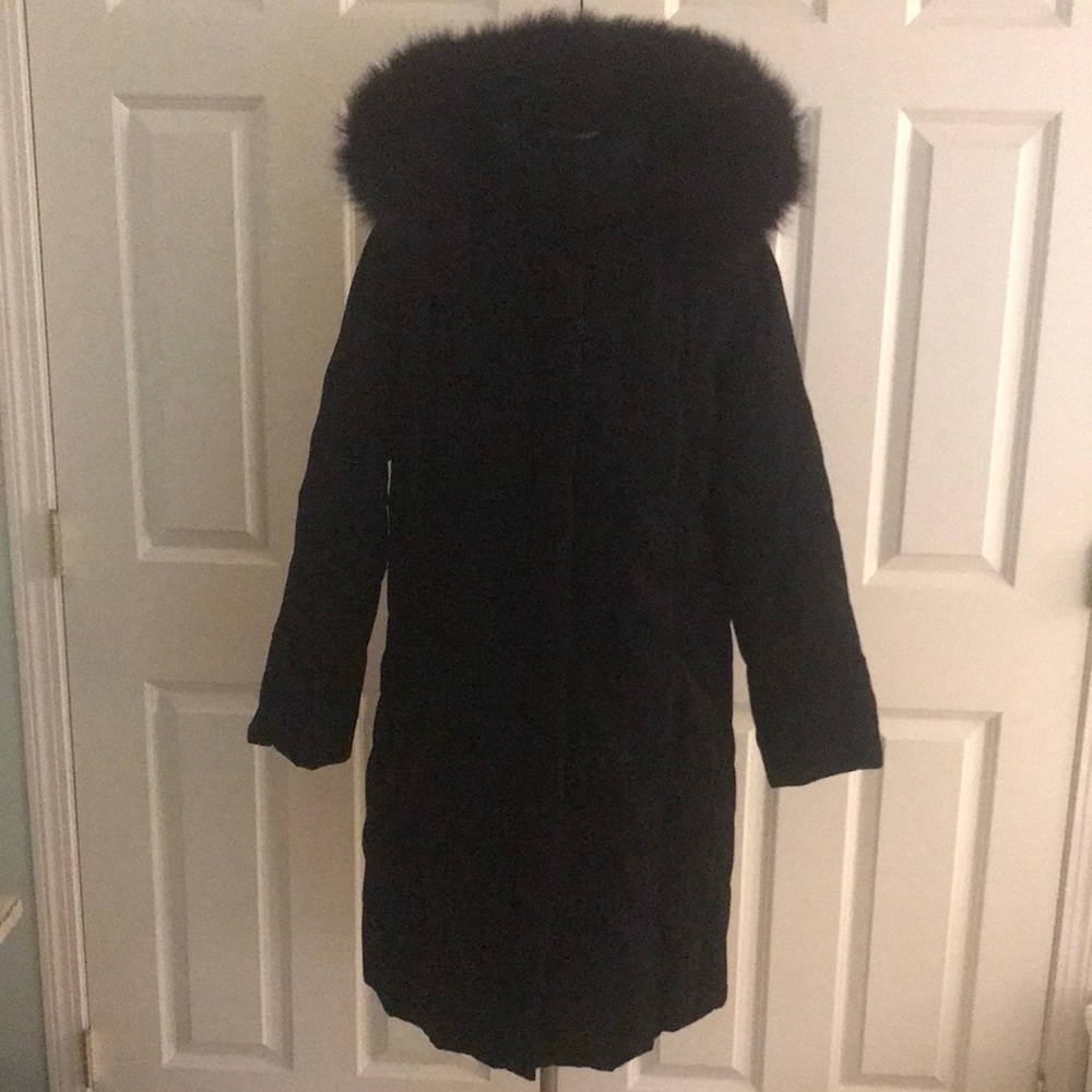 Gallery Channel Quilted Down Filler Puffer Coat w/ Black Fox Fur Trimmed Hood M